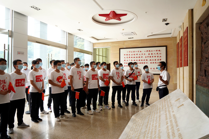 公司團(tuán)委開展“喜迎二十大、永遠(yuǎn)跟黨走、奮進(jìn)新征程”主題團(tuán)日活動(dòng)7